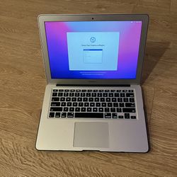 MacBook Pro Laptop 