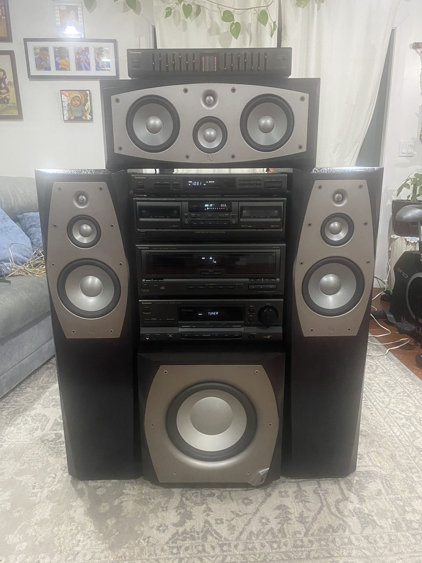 Technics Home Entertainment Stereo Rack System & Infinity Speakers