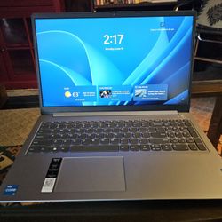15” Lenovo Ideapad Touchscreen