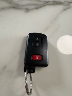 Toyota Tacoma 2023.Key Fob Original