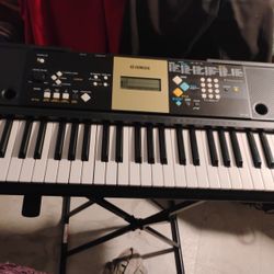 Yamaha Piano Ypt_220