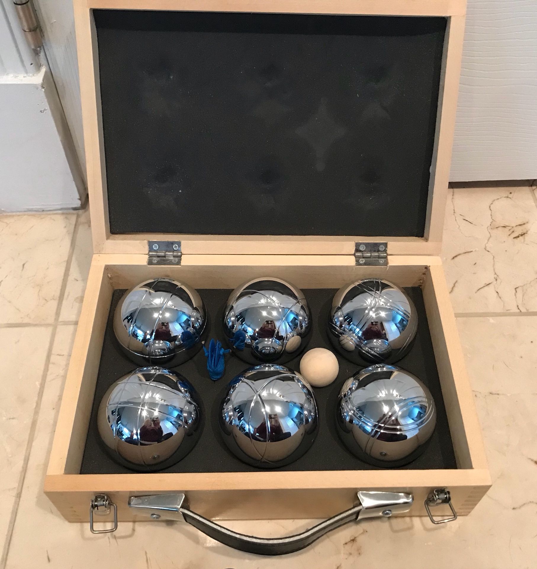 Pétanque Lawn Game Boules Metal Balls Bocce Set of 6 w/Wood case