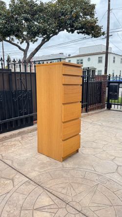 Vanity Dresser