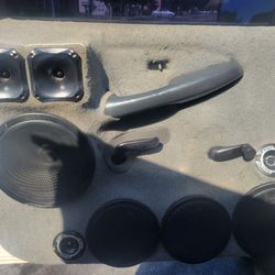 06 Silverado DS18 PRO Speakers/door Panels 