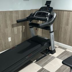 Treadmill 