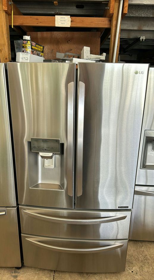 LG 3-Door Refrigerator (French Door Fridge) Stainless Steel - Water Dispenser, Fingerprint Resistant