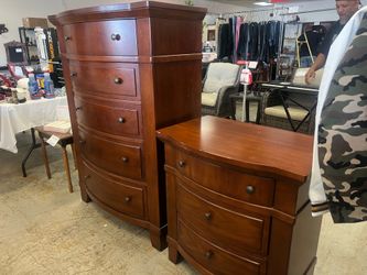 Broyhill Cherry Chest of Draw And Nightstand