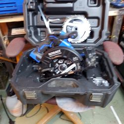 KOBALT XTR 24 VOLT 7 1/4 CIRCULAR SAW 