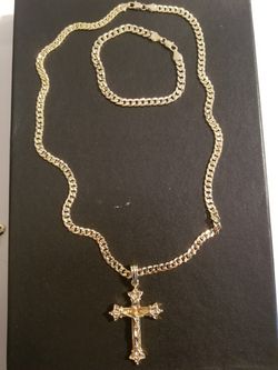 14k gold filled cross, chain, Bracelet combo!