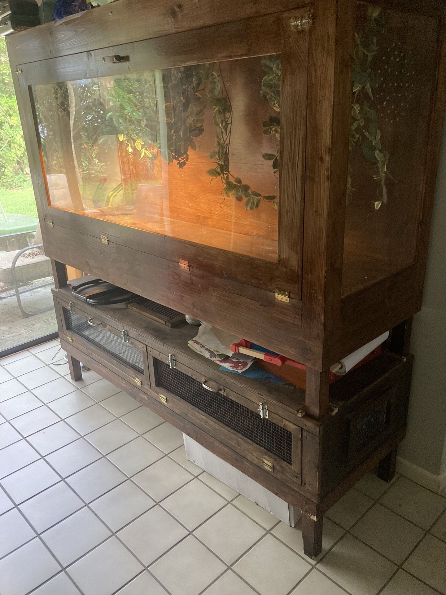 Pet Enclosure Reptile Or Bird Cage