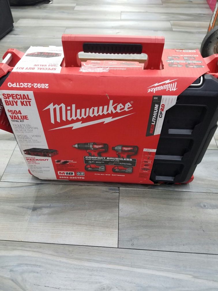 NEW MILWAUKEE 2892-22CTPO PACKOUT DRILL DRIVER / IMPACT DRIVER
