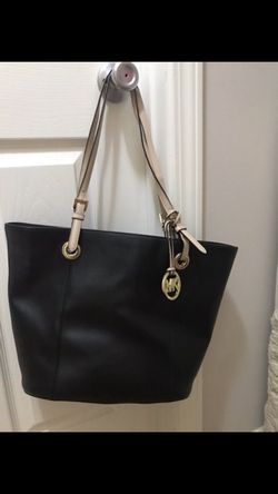 Black Michael Kors bag