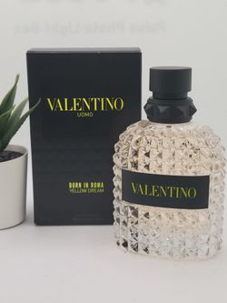 Valentino
 
Uomo Born In Roma Yellow Dream Eau de Toilette

3.4 fl⭐️
