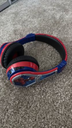 Bluetooth head phones chargaable
