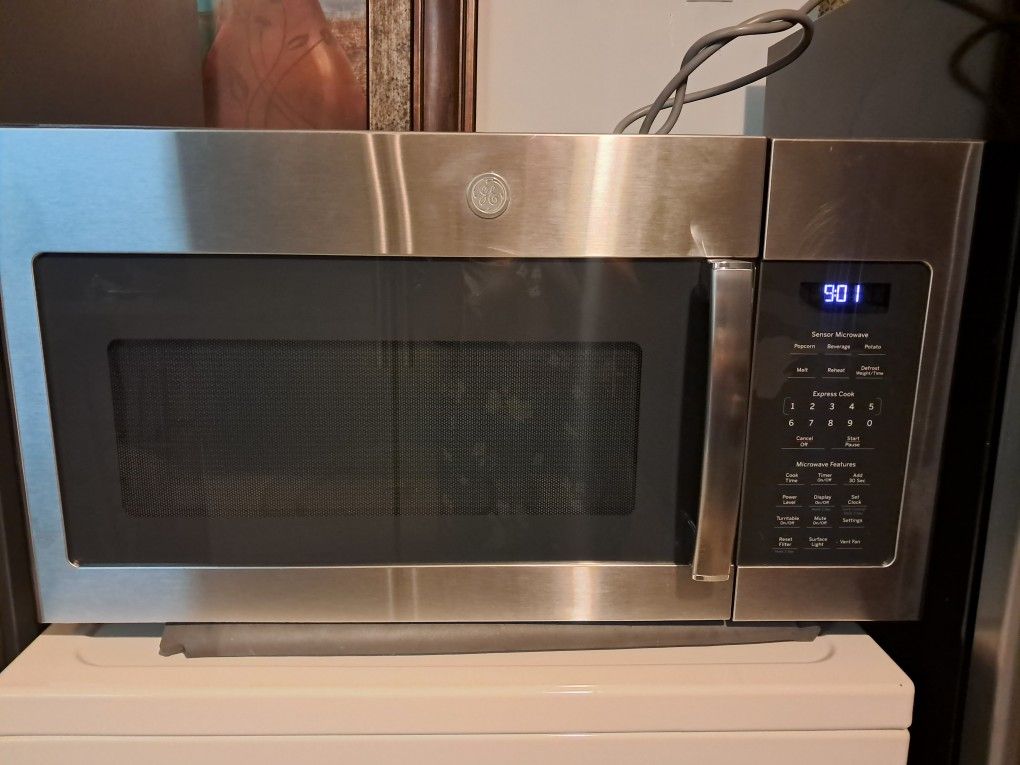 GE Stainless Steel Over The Range Microwave $150