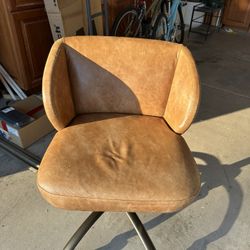 Free Pottery barn kids Chair