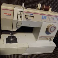 Máquina De Coser Singer 