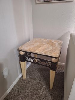 2 Furniture Corner Tables