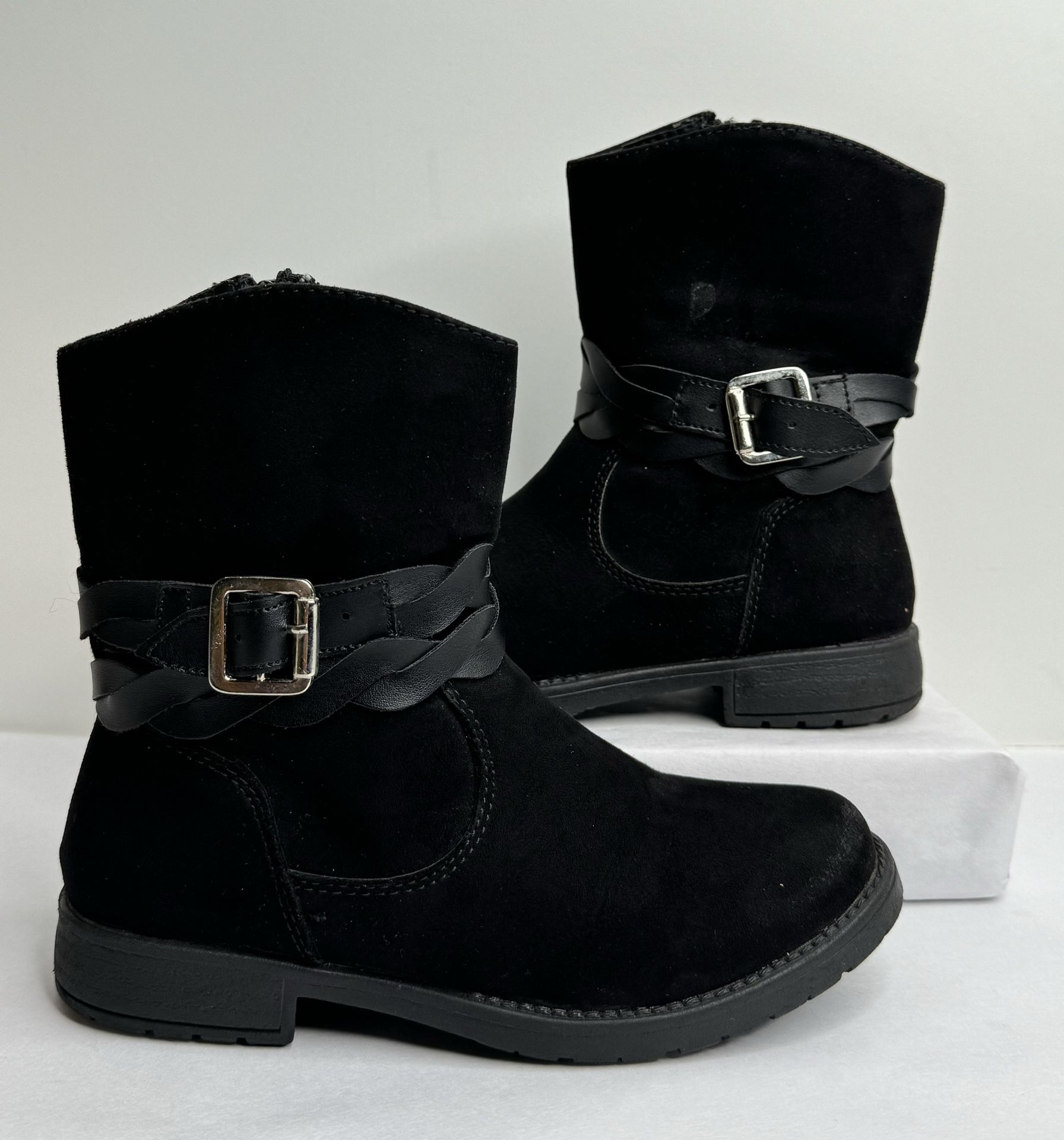 Girls Black Boots (Pre Owned)