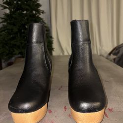 Universal threads jenna platform boots