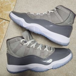 Jordan 11 Cool Grey Size 9