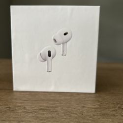AirPods Pro 2nd Gen With Magsafe Charging Case