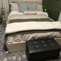 Queen bed with 4 drawer storage and charging port