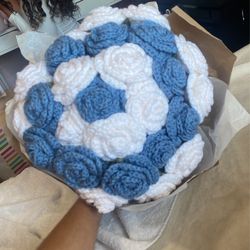 yarn flower bouquet