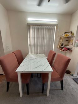 Dining Table Set with 4 Chairs >Moving soon, so selling ASAP >$120 OBO