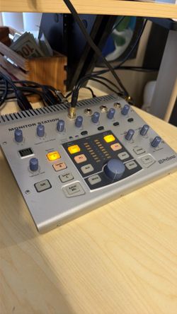 Presonus Monitor Station