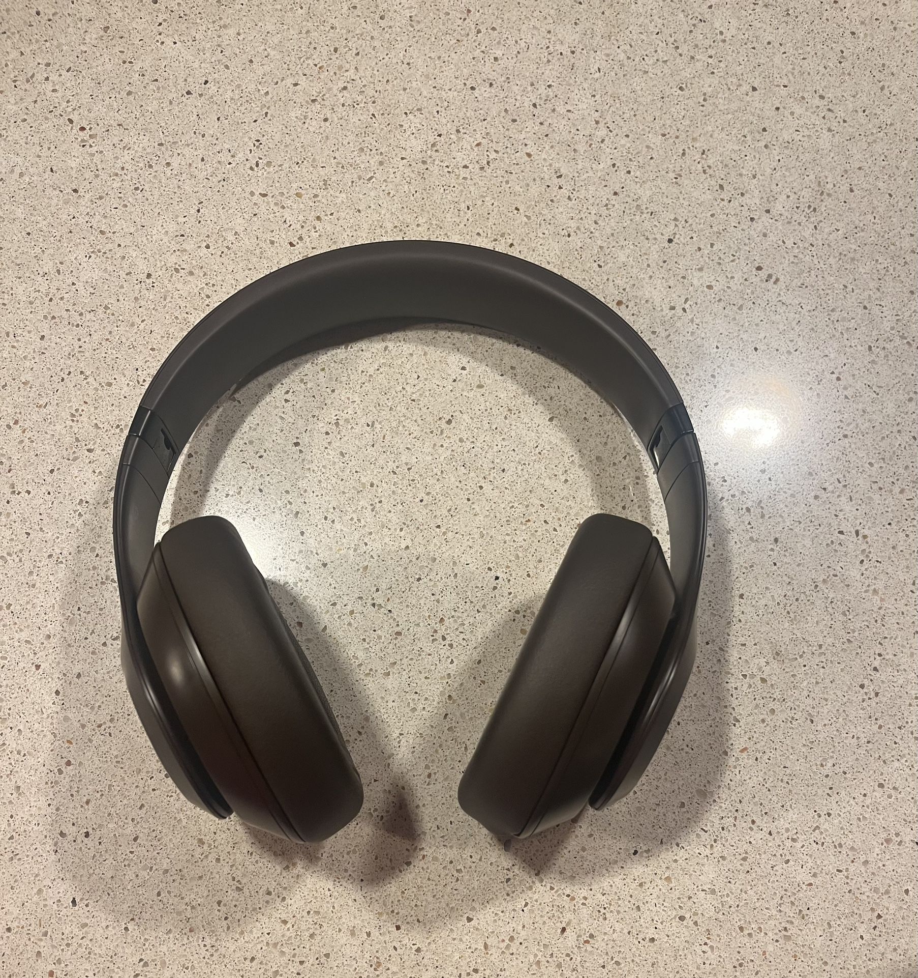 Beats Studio Pro