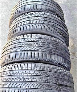 255/40/20 Pireli set de Tires con 80% de vida las 4