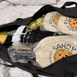 “Sandy Pickle”Pickle Ball Game Brand New 
