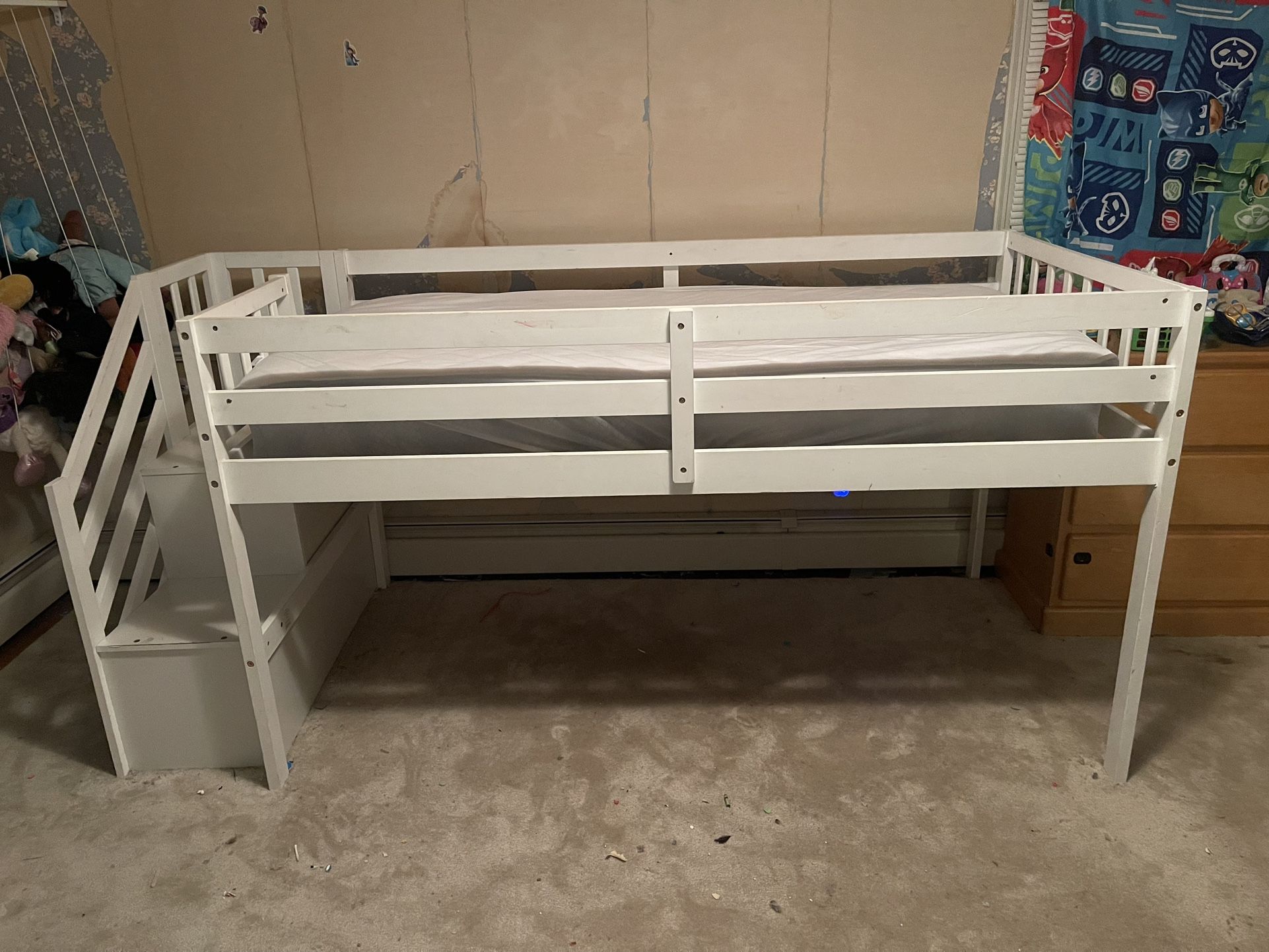 Twin Bunk Bed