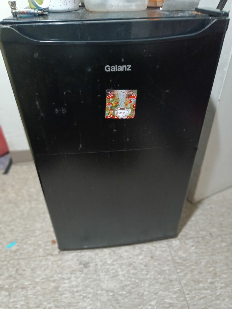 Small Refrigerator