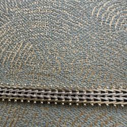 Vintage 925 Italy chain gold silver bracelet 8 inches in length  In good condition  Marked