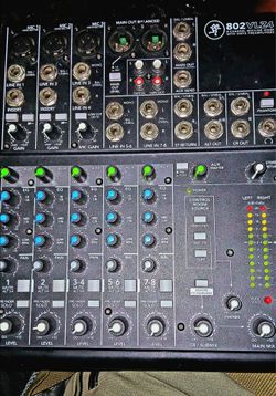8 channel mic/line mixer with only preamps