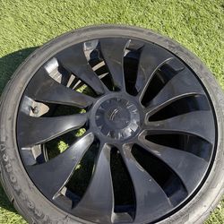 20 inch tesla wheels/ tires