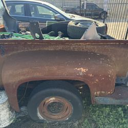 1960 Ford F100  Rebuild Bed And  Lot Of Parts