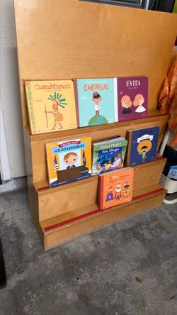 Montessori book shelf includes books