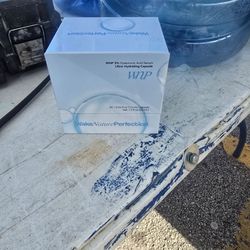 WakeNaturePerfection WNP 3% Hyaluronic Acid Serum Capsules