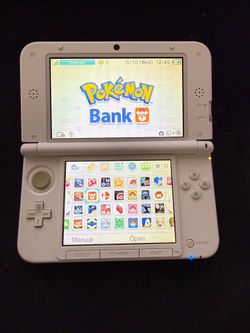 Nintendo 3ds XL tomodachi life edition CIB with games