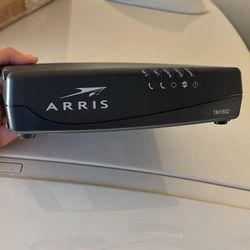 Arris TM1602A Cable modem