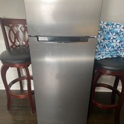 Small Fridge 