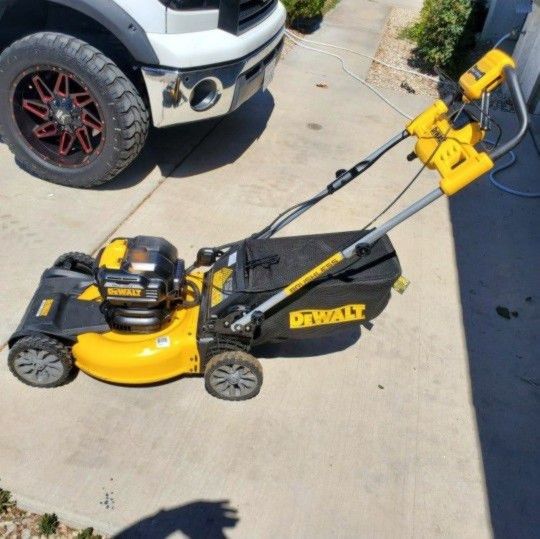 Dewalt 20v Self Propelled Mower Cordless, Tool Only