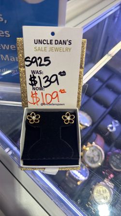 Silver Flower Earrings