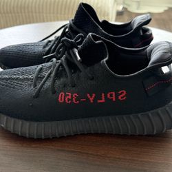 Yeezy 350 V2 Bred