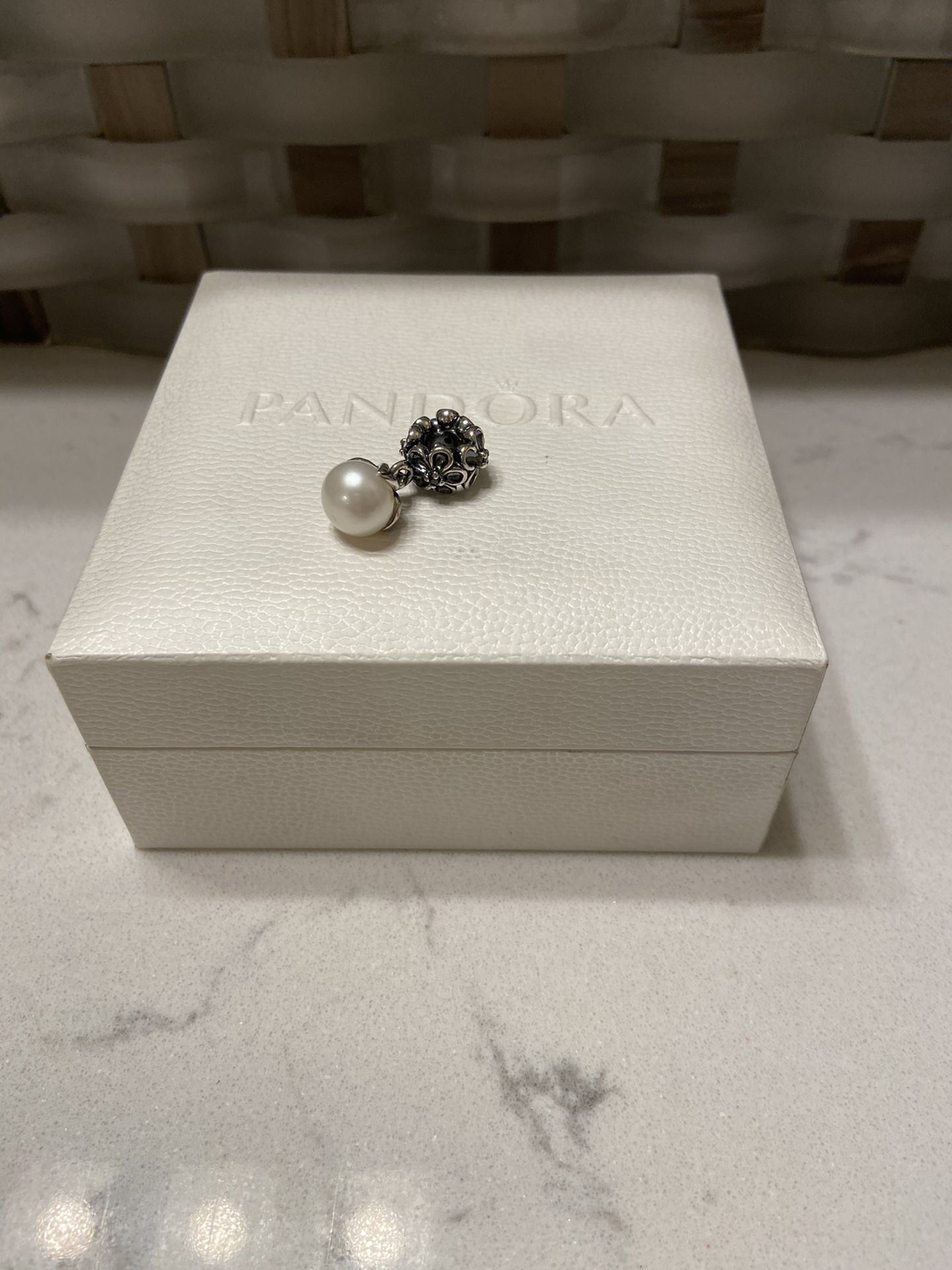 Pandora dangle pearl charm
