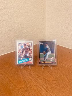 2 Oral Hershiser Rookie Sports Cards