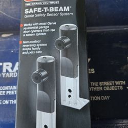 Genie Garage Door Safety Sensors (2)